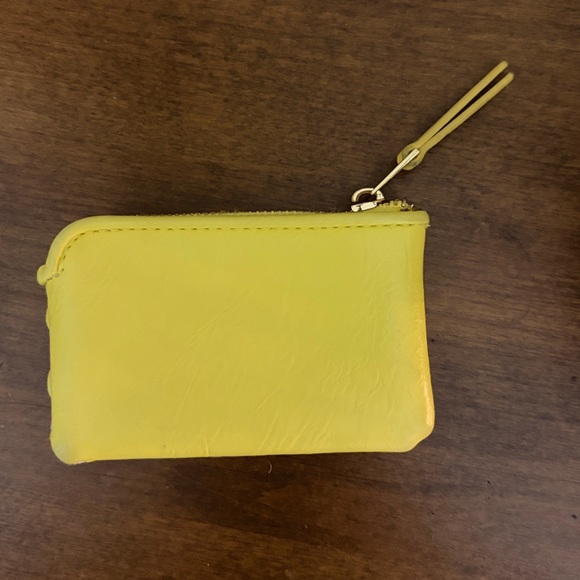 Yellow and white gingham coin purse - Picture 2 of 3